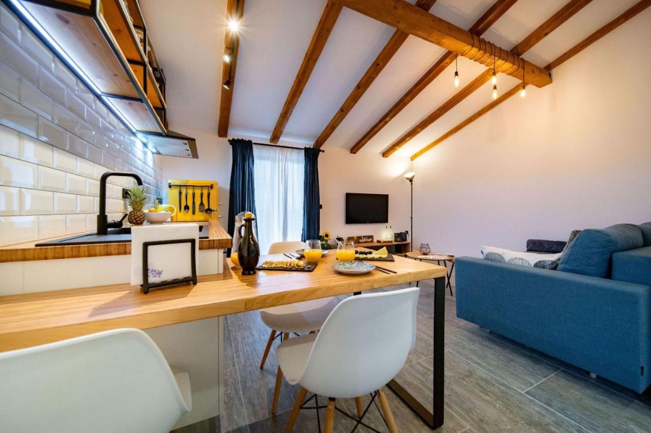 Novouredeni Apartman Marko Mundanije Dış mekan fotoğraf