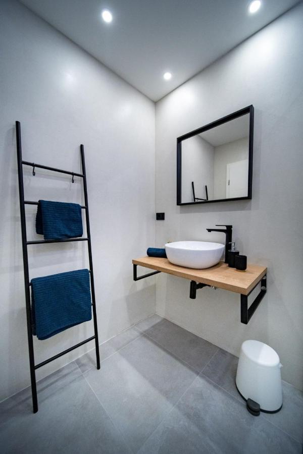 Novouredeni Apartman Marko Mundanije Dış mekan fotoğraf